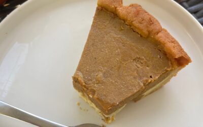 Healthier Pumpkin Pie with flourless crust and no refined sugars