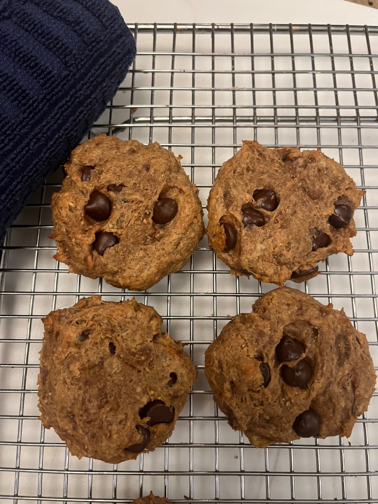 Peanut Butter & Banana Chocolate Chip Cookies 